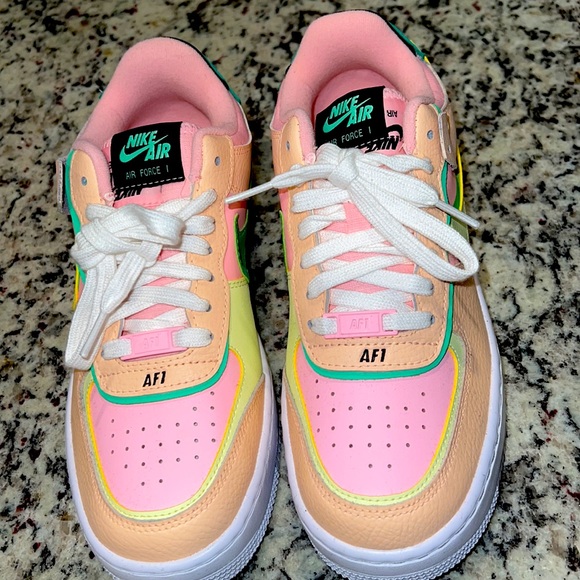 I’m selling Brand New Nike Air Force 1 never worn - Picture 3 of 4